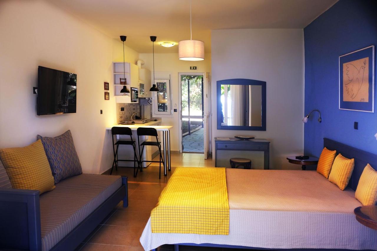 Mathesi Apartment Balcony Элия Экстерьер фото